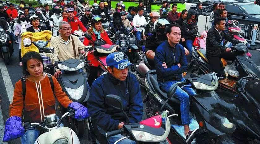 江蘇正在為電動(dòng)自行車管理立法，7個(gè)問(wèn)題跟您直接相關(guān)